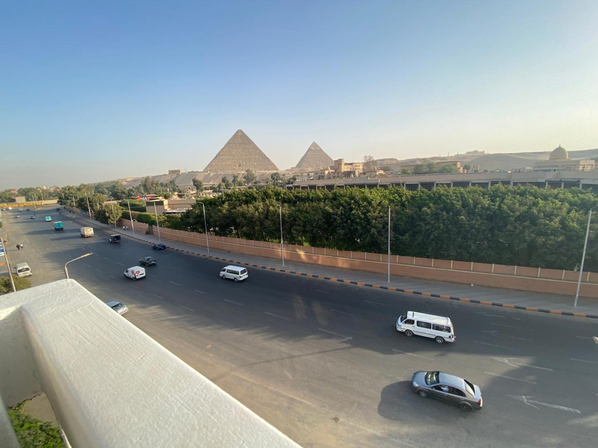 Apartamento The Pyramid Area Vibe El El Cairo Exterior foto